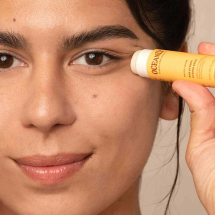 Attitude Oceanly Radiant GLOW - Oogcrème met Vitamine C