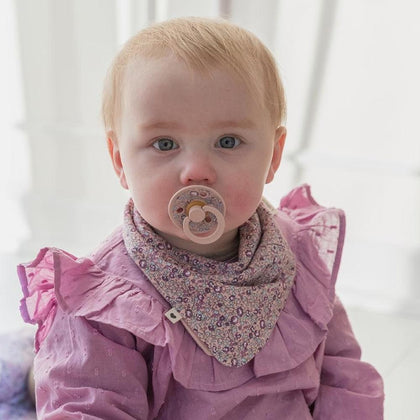 BIBS x LIBERTY Bandana slab - Chamomile Lawn Violet Sky