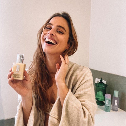 Clinique Dramatically Different Moisturizing Gel