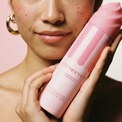 Deserved Deserved Shower Foam Strawberry Milkshake - 250ml