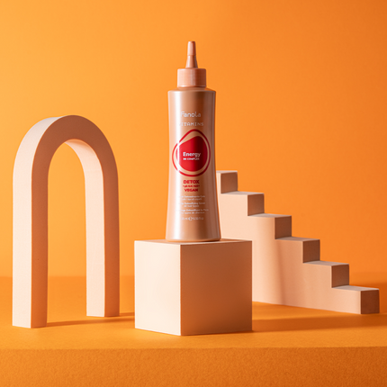 Fanola Vitamins Energy Detoxifying Scalp Scrub - 195ml