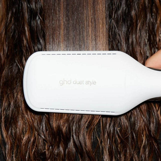 GHD Duet Style 2-in-1 Hot Air Styler - White