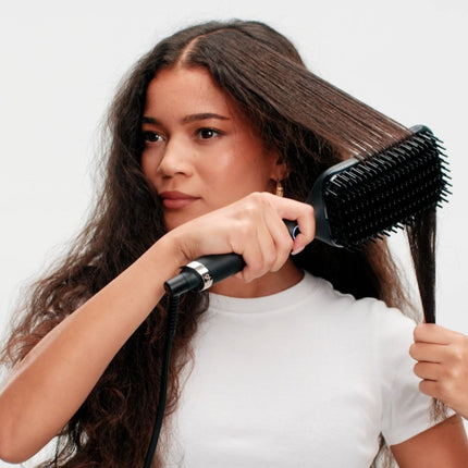 GHD glide+ max professional extra-large smoothing hot brush