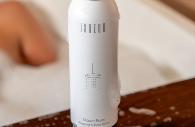 Janzen Shower Foam Black 22 - 200ml