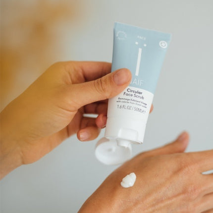 Naïf Face Circular Face Scrub - 50ml