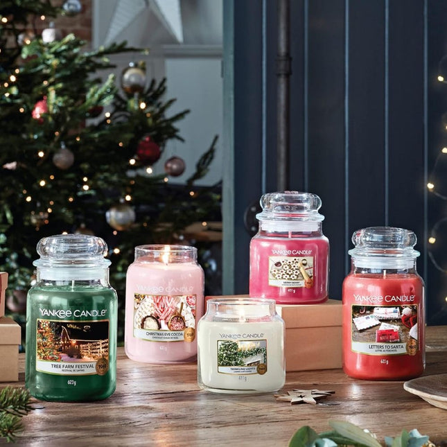 Yankee Candle Christmas Eve Signature Medium Jar - 368gr